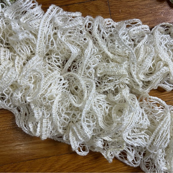 Handmade crocheted sashay ruffled scarves - Picture 3 of 3